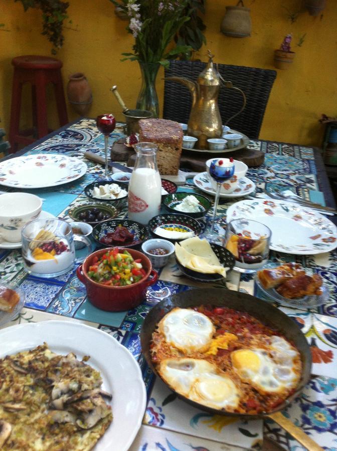 Mikes Khan Abu Ghaush 外观 照片